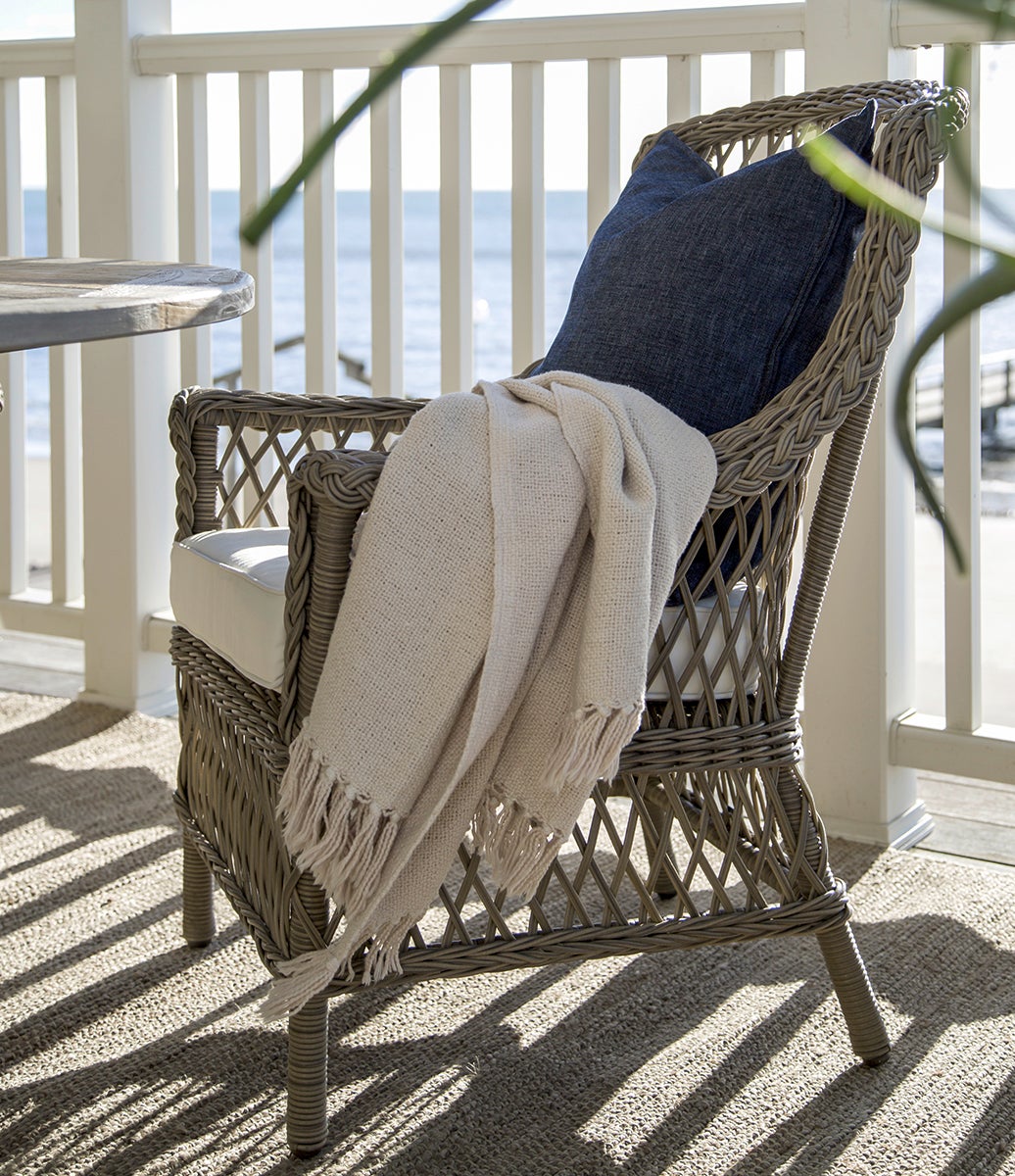 Estelle käsinjallinen tuoli polyrottinki Artwood