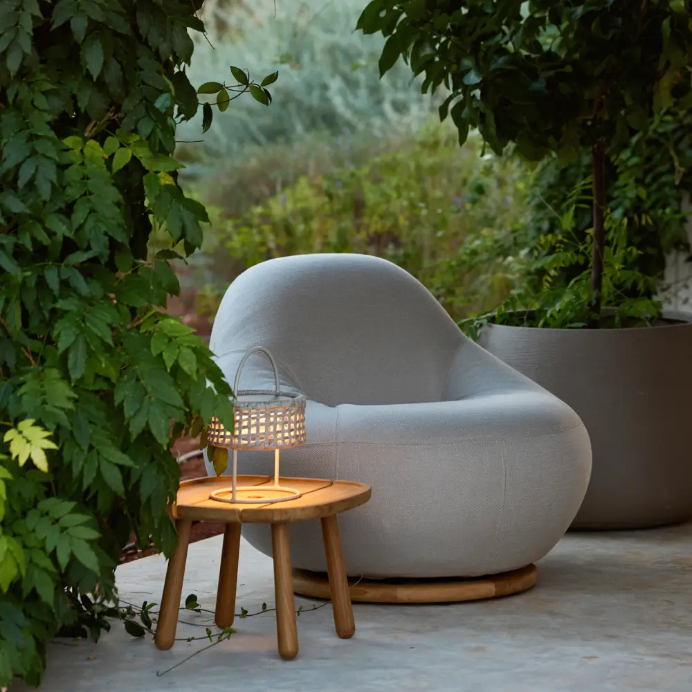 Gem lounge tuoli m/teak kääntölaakeri Desert sand, Rise