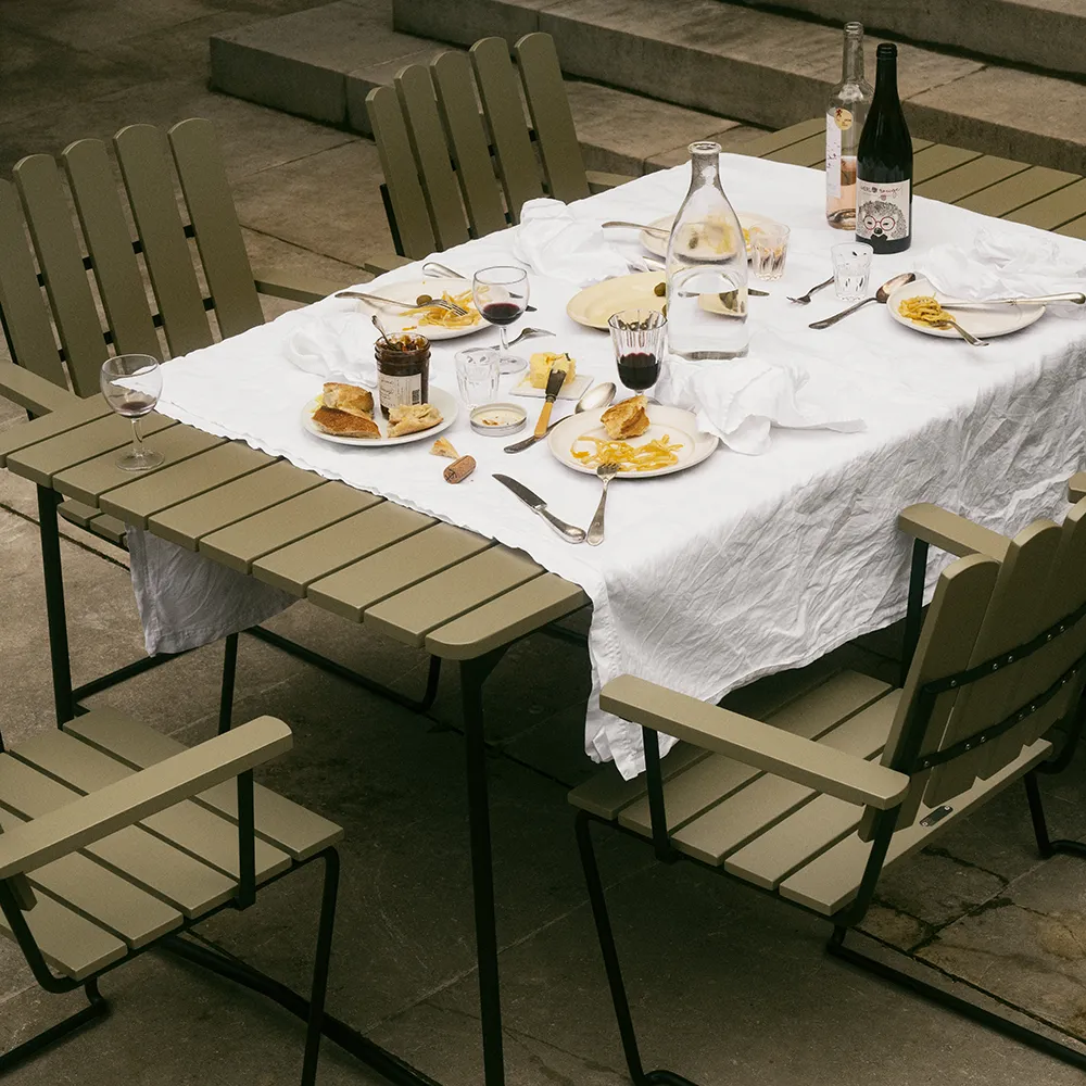 Pöytä B31 170 Vihreä lakattu tammi / Musta runko