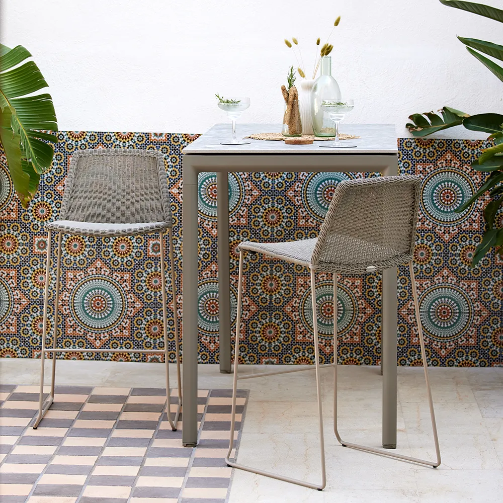 Breeze Baarituoli Taupe