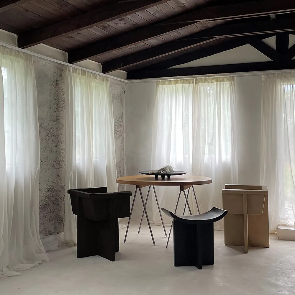  Brutus-ruokapöydän tuoli - Kahvi