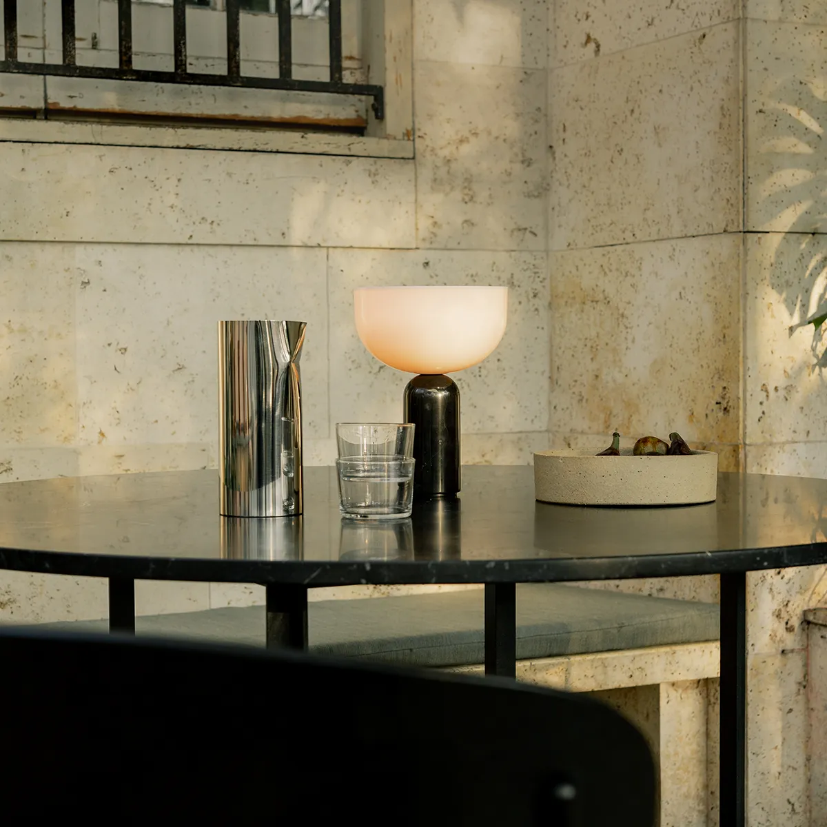 Kizu Kannettava pöytävalaisin Musta Marble