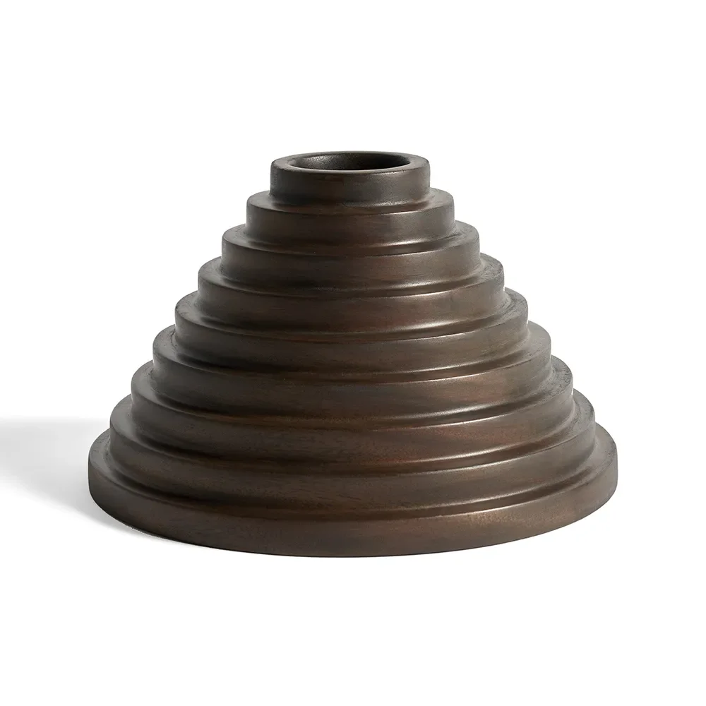 Babylon veistos lakattua mahonkia