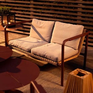 Motty 2-paikkainen sohva     Zin Red / Teddy Beige