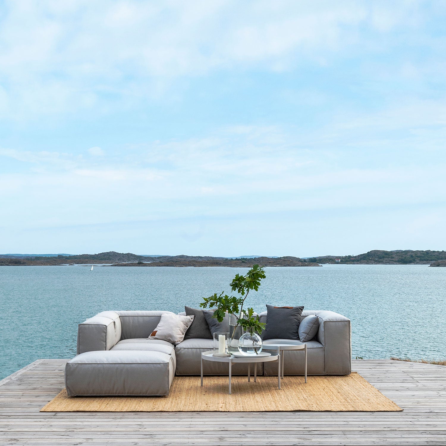 Asker jalkarahi vaaleanharmaa Skargaarden  