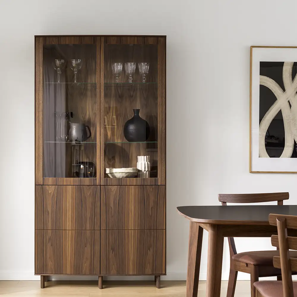 SM410 kaappi svartlackad tammi