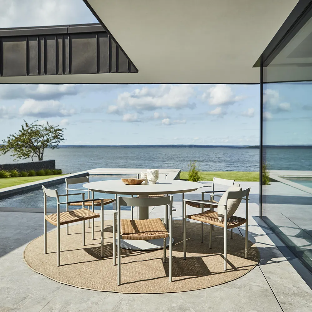 Peace Ruokapöytä Ø150 cm Vaaleanharmaa