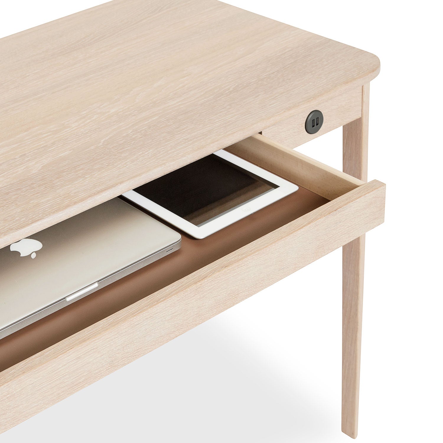 Sm131 Työpöytä Musta Tammi Lakka 115X55X74Cm