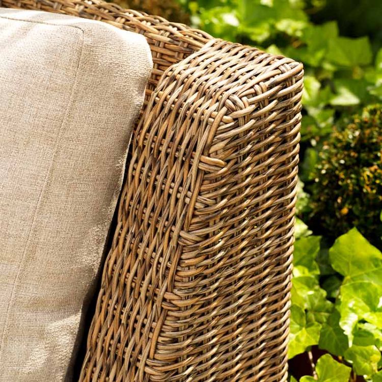 Sandkorn nojatuoli luonnonvärinen polyrottinki Brafab