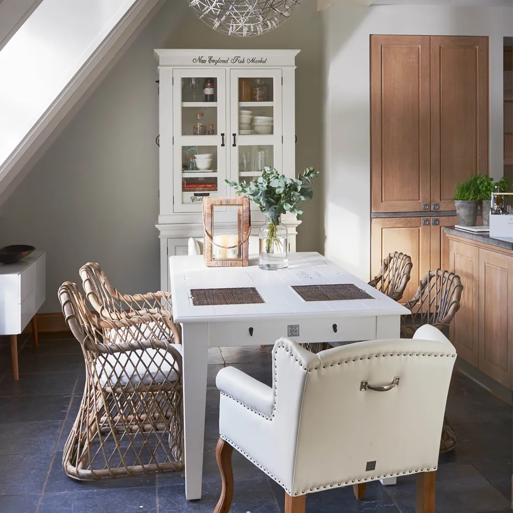 New Englandin kalamarkkinakaappi 227x124 cm