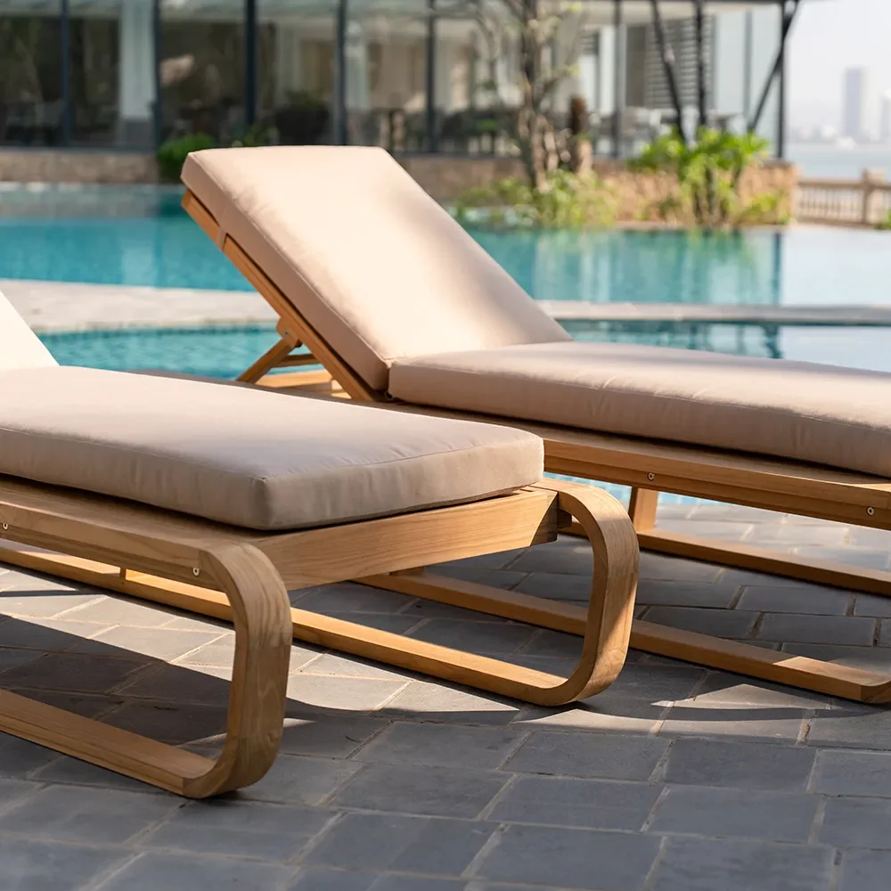 Bålamöllan aurinkosänky sis. tyyny beige