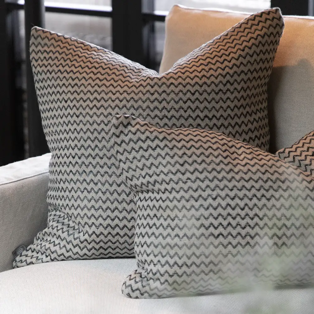 Casa tyynynpäällinen linen/black 50x50 cm