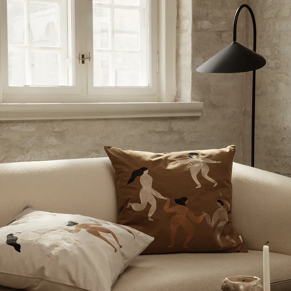 Säädettävä Lattiavalaisin Travertinjalalla Arum Black