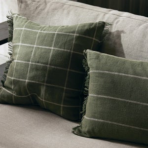 Calm Tyynyliina 50x50 - Olive/Off-white