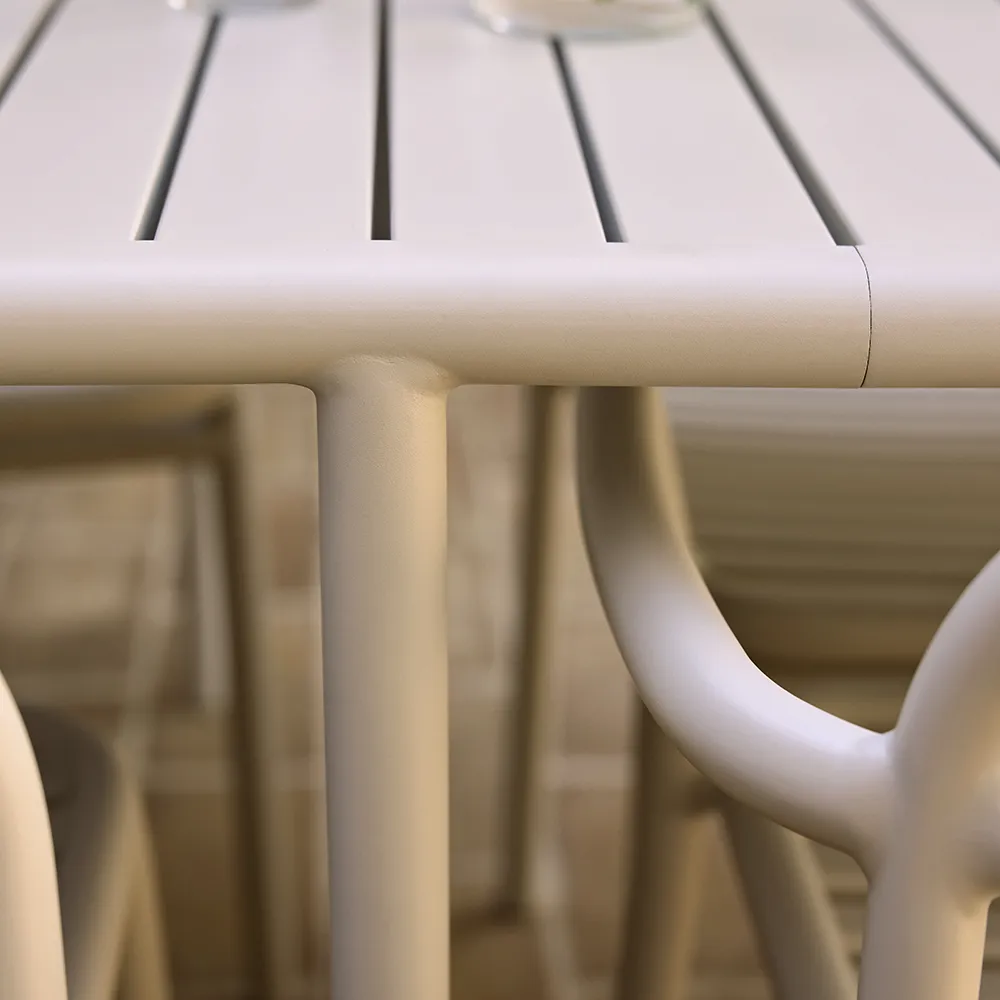 Bliss Tuoli käsinojalla Sand