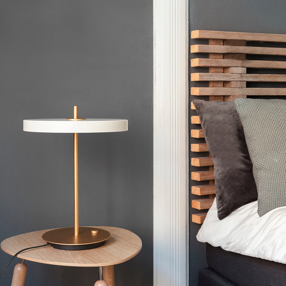 Asteria table Pöytävalaisin Ø 31 cm Pearl White