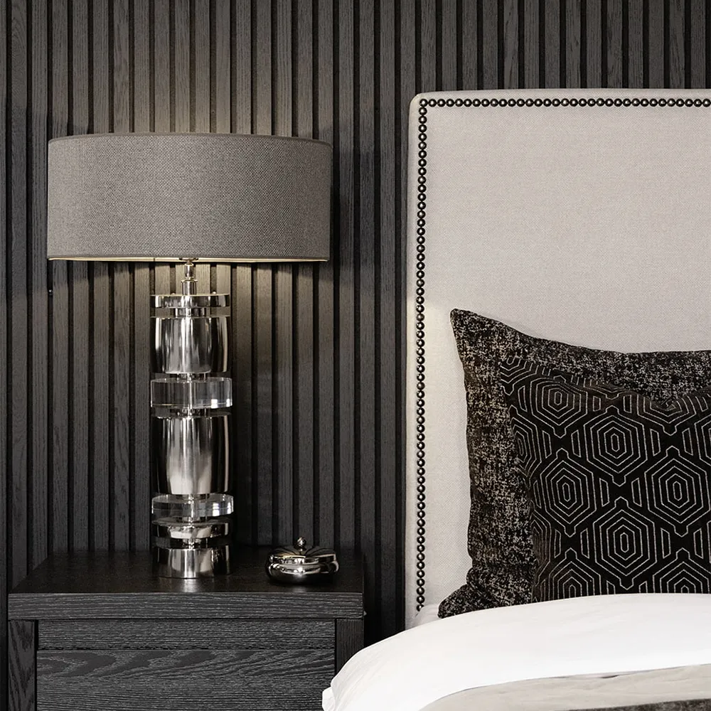 Armando-pöytälamppu pleksistä