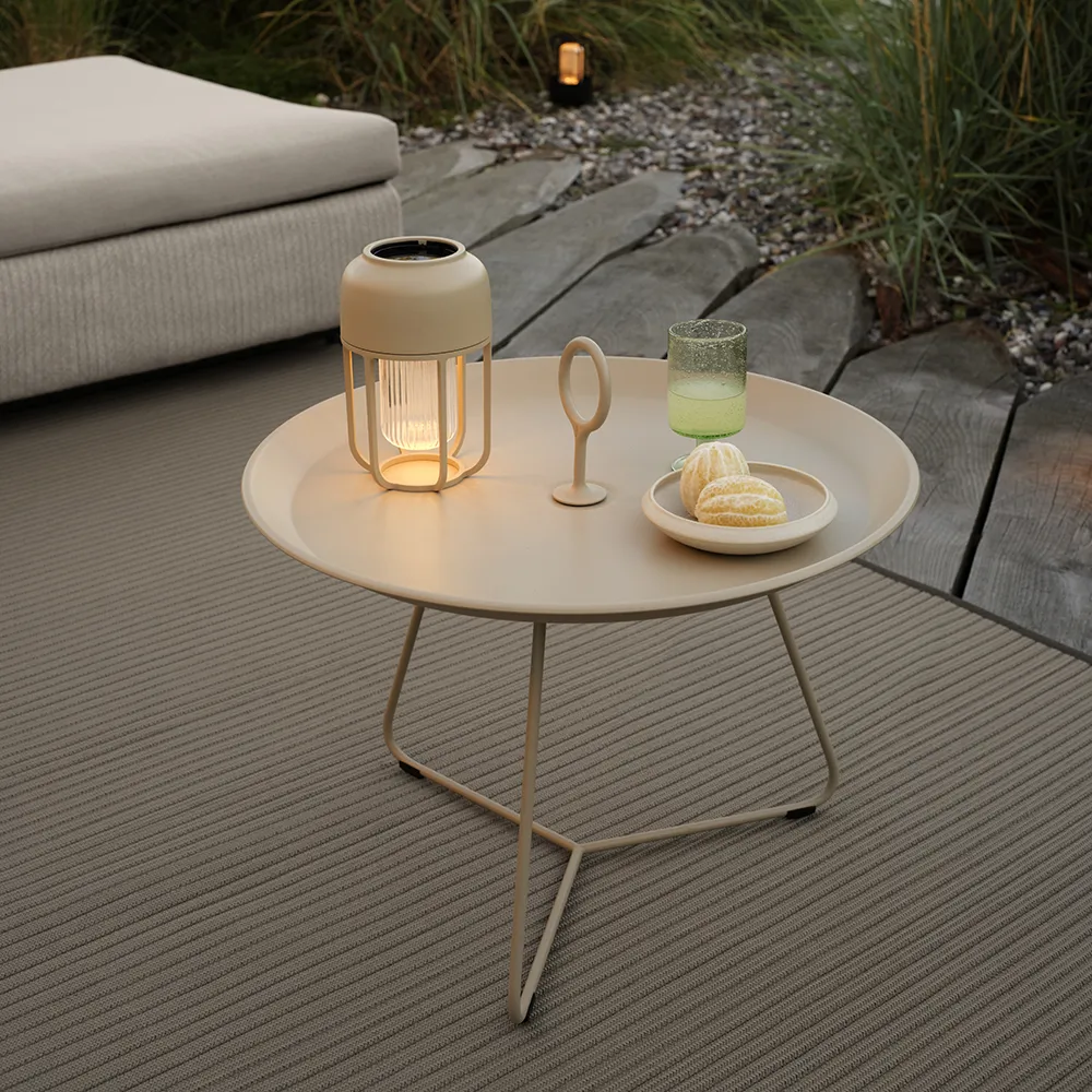 Kannettava aurinkokenno-lamppu LIGHT No.1 Laurel Green