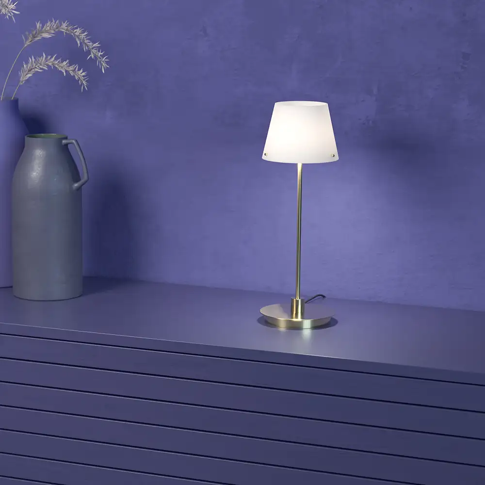 Gil il Grande pöytävalaisin satinmässing G9