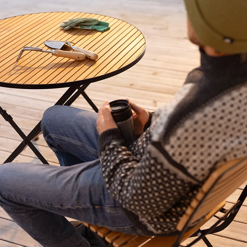 Brewer pöytä Ø 85 cm  Musta / Teak