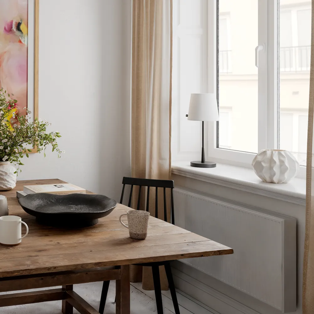 Lumi pöytävalaisin K: 48,5cm musta/valkoinen