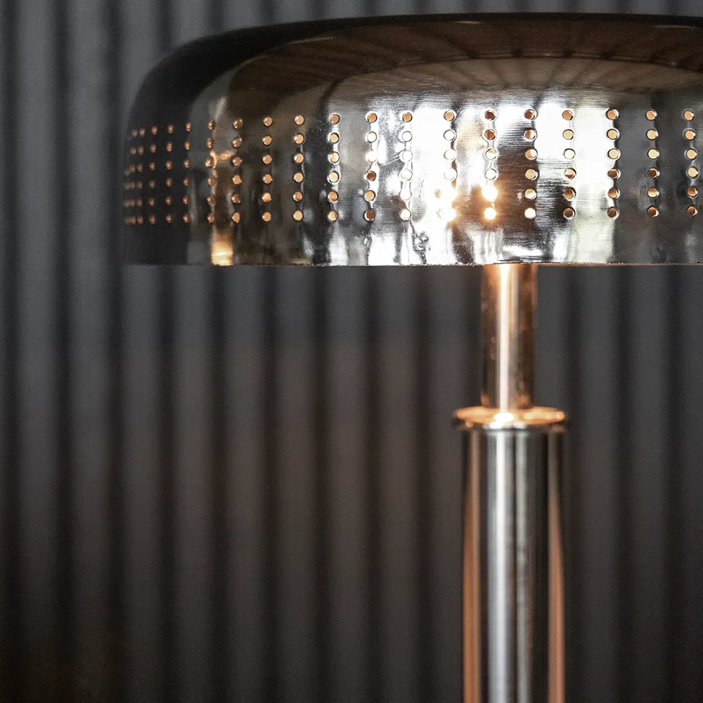 Armando Desk pöytävalaisin