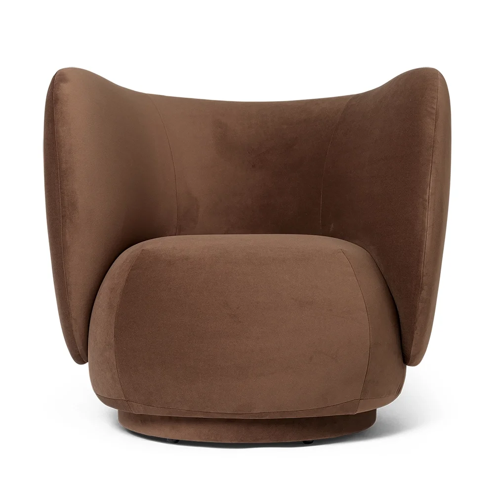 Ferm Living, Rico Lounge nojatuoli Rich Velvet - Soft brown | Alk. 2 272,00 €