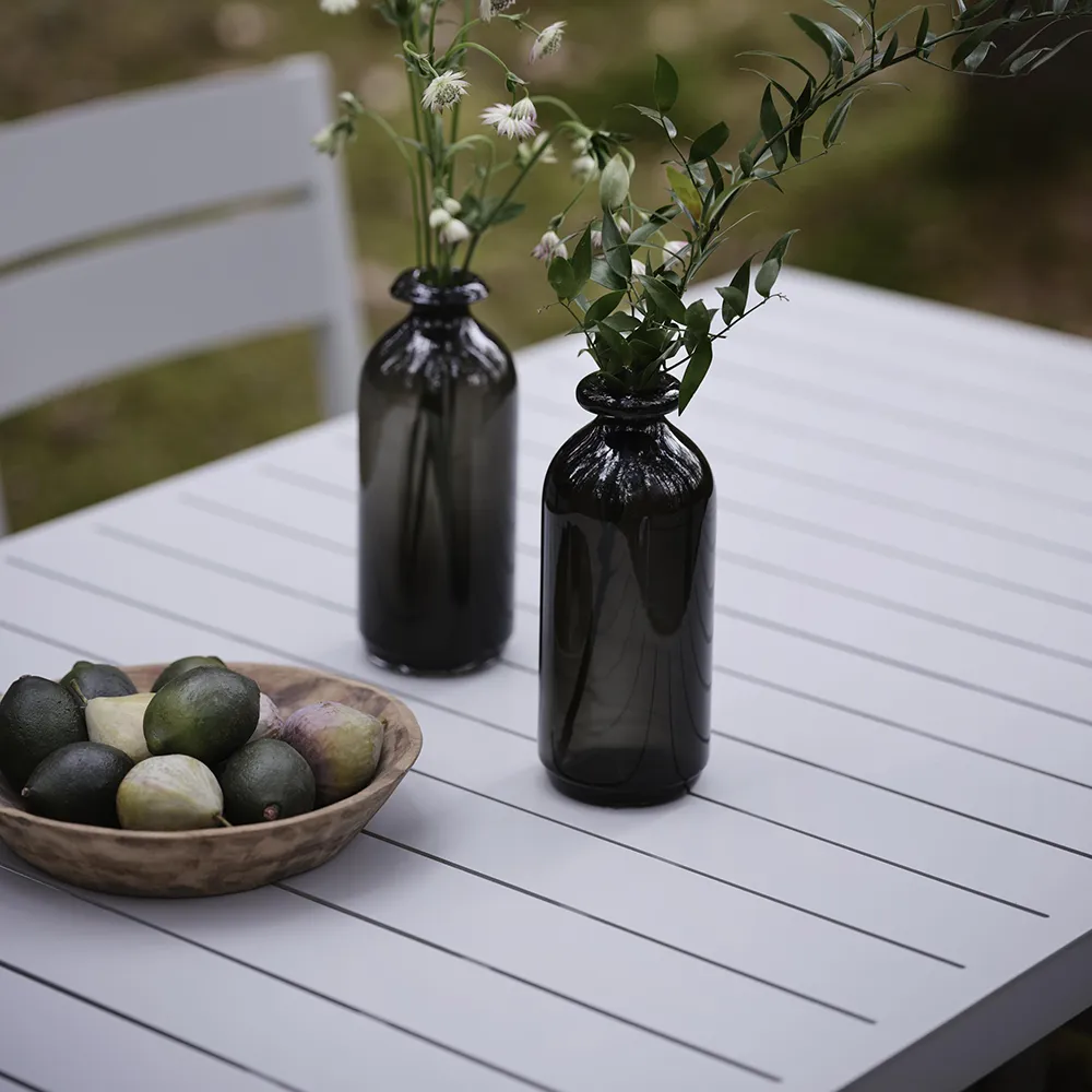 Bigby Ruokapöytä 144x76 cm vaaleanharmaa