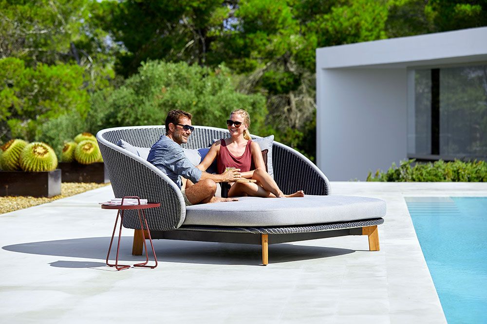 Peacock solsäng harmaa sis.. tyynyt