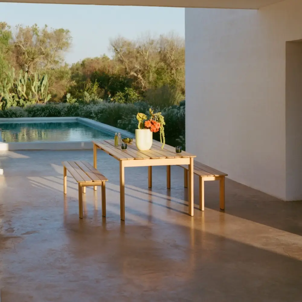 Ulkopöytä Teak Assemble