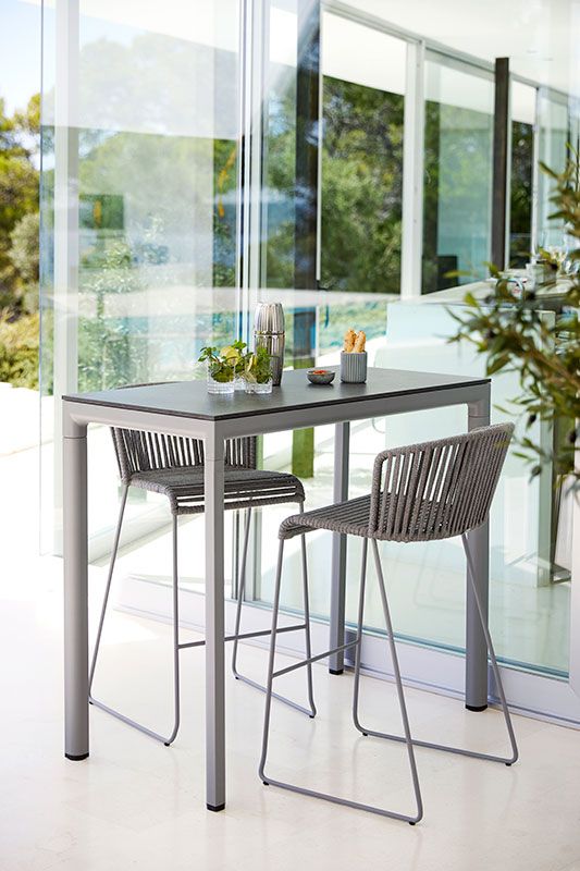 Moments baarituoli harmaa