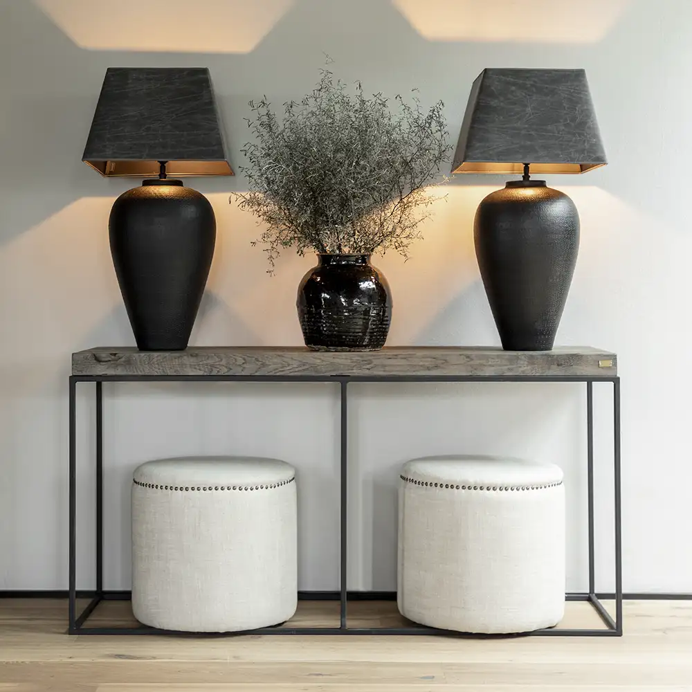 Pöytävalaisin Florence musta Artwood