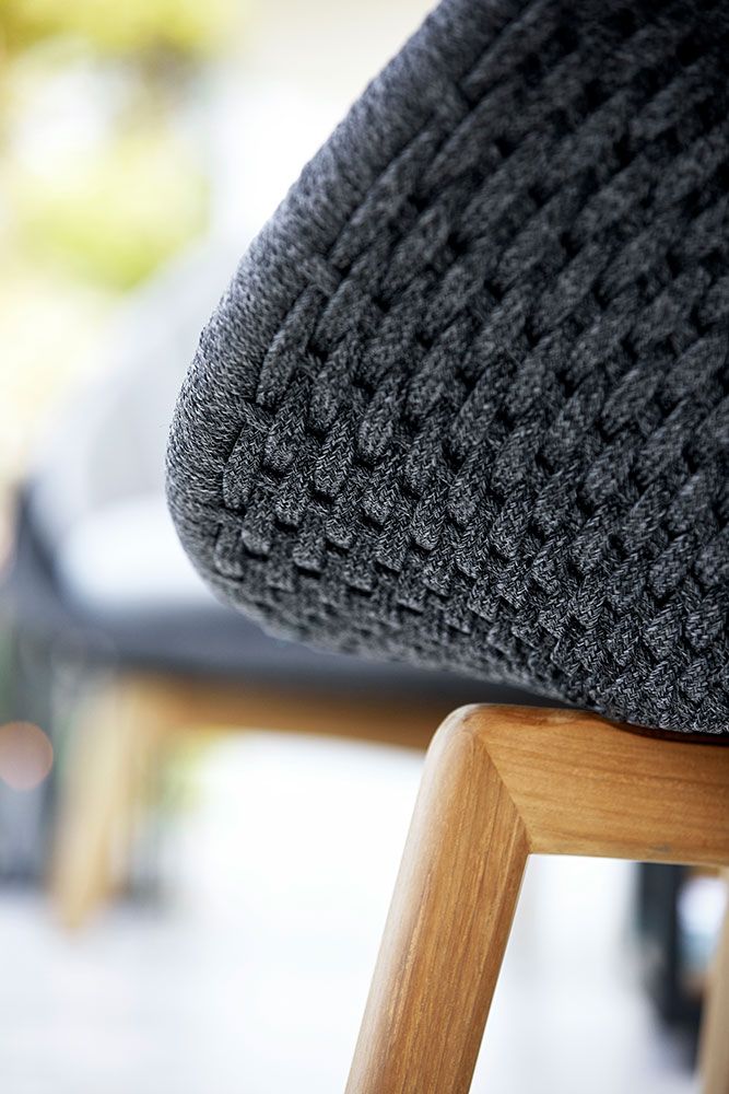 Peacock Käsinojatuoli Tummanharmaa 