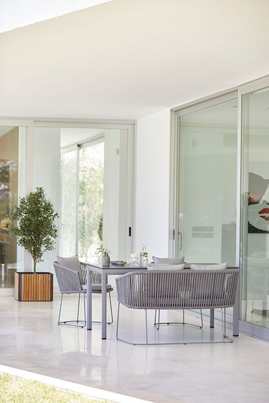 Moments Ruokasohva Harmaa 