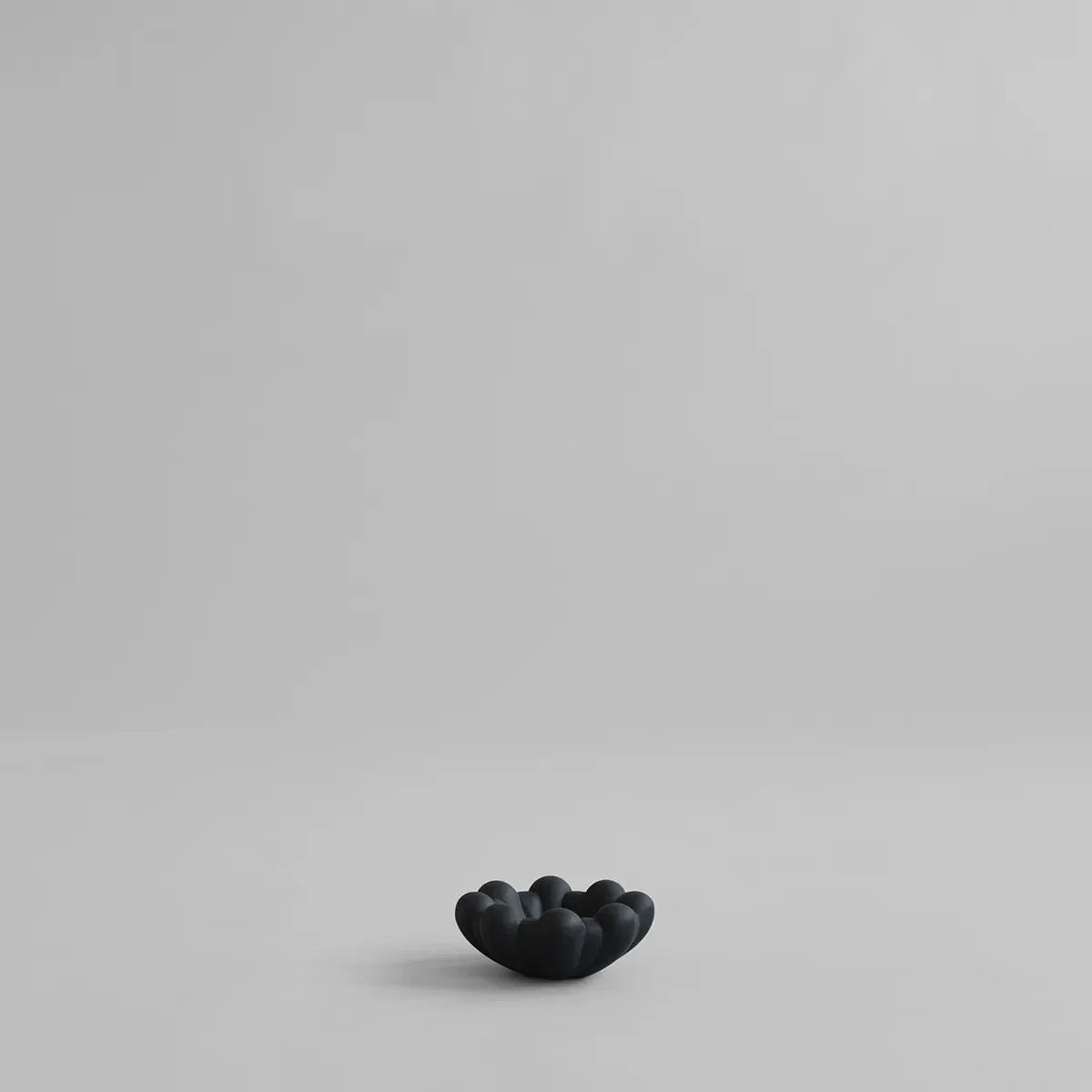 Käsintehty koristekulho Bloom Black Ø 15,5 cm