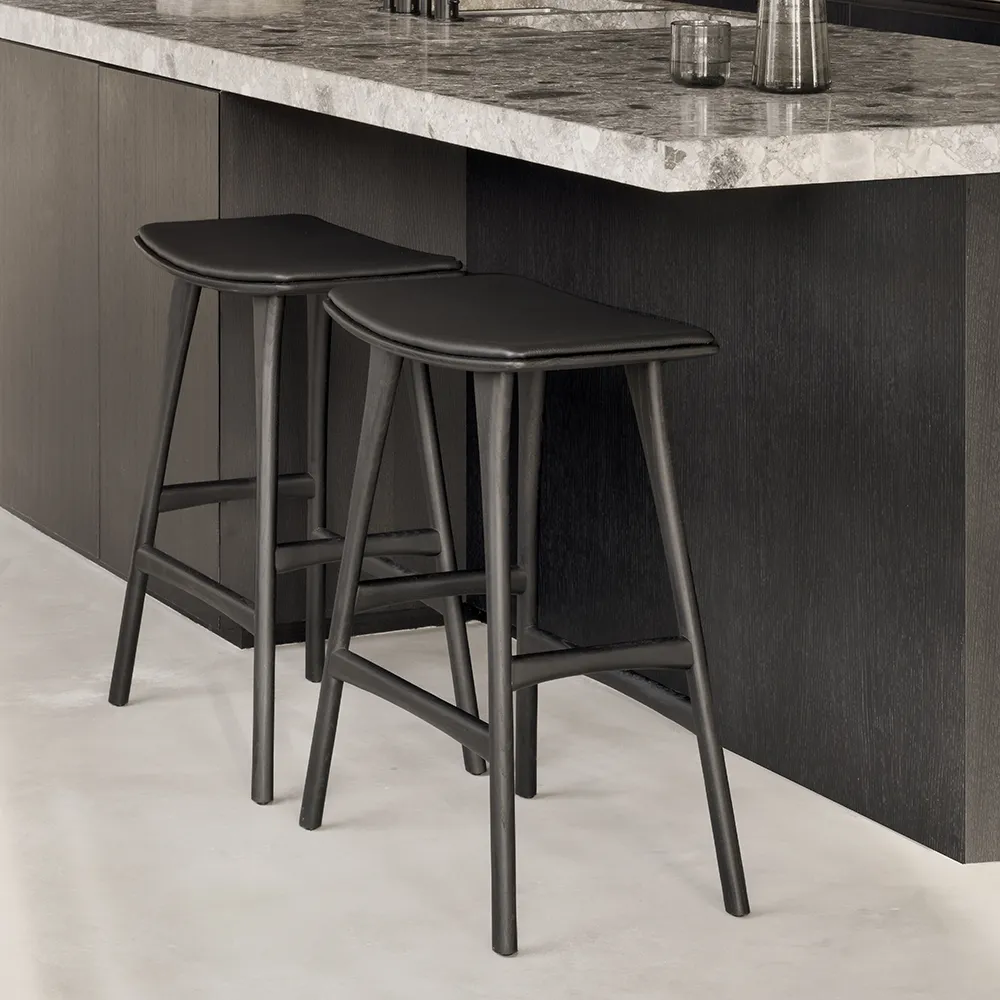 Osso Baarijakkara Matala Musta lakattu tammi/Black Leather