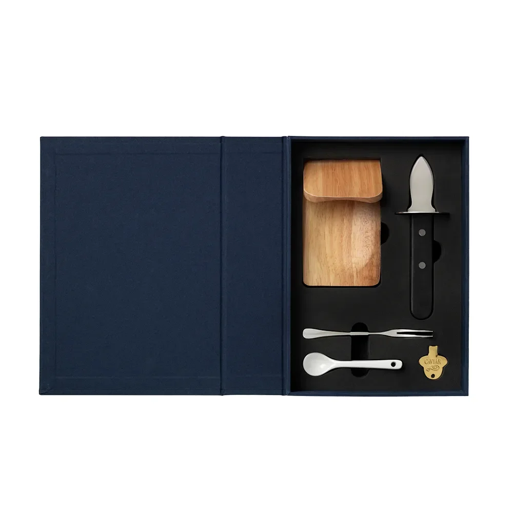 Silakat ja Kaviari Kit The Essentials