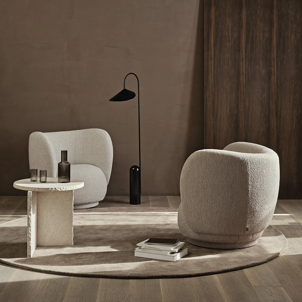 Mineral Sculptural Sivupöytä