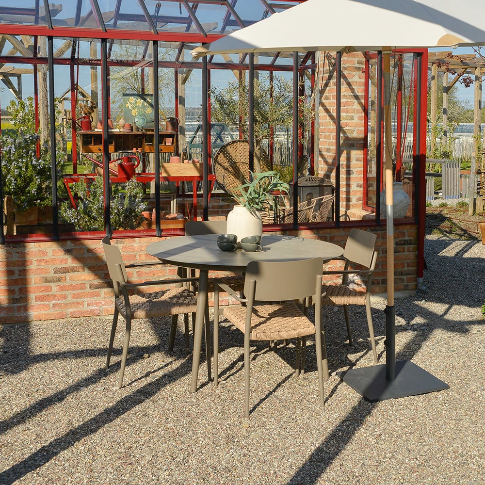 Borgeby nojatuoli Black