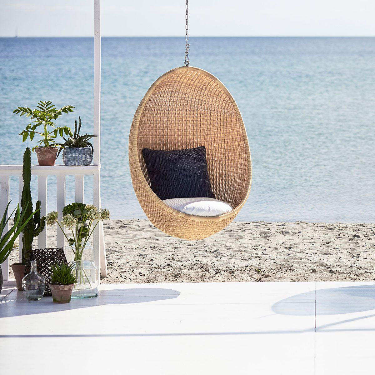 Jalusta Hanging Egg Chair 