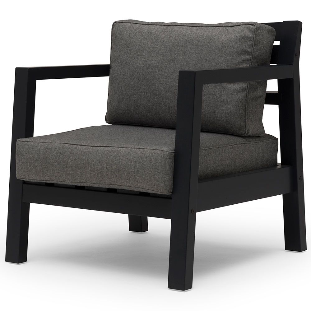 Tyyny Stoltö nojatuoliin 