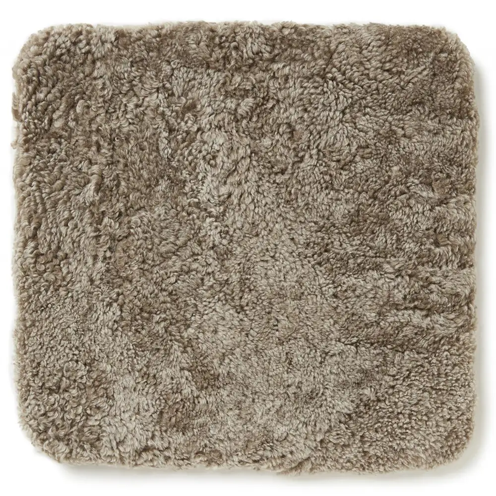 Istuintyyny Curly PAD Light Brown 40x40 cm