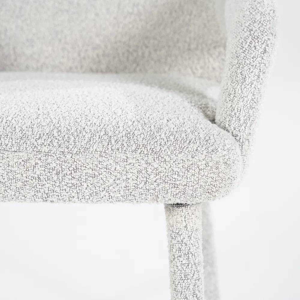 Käsinojallinen tuoli Fika Beige