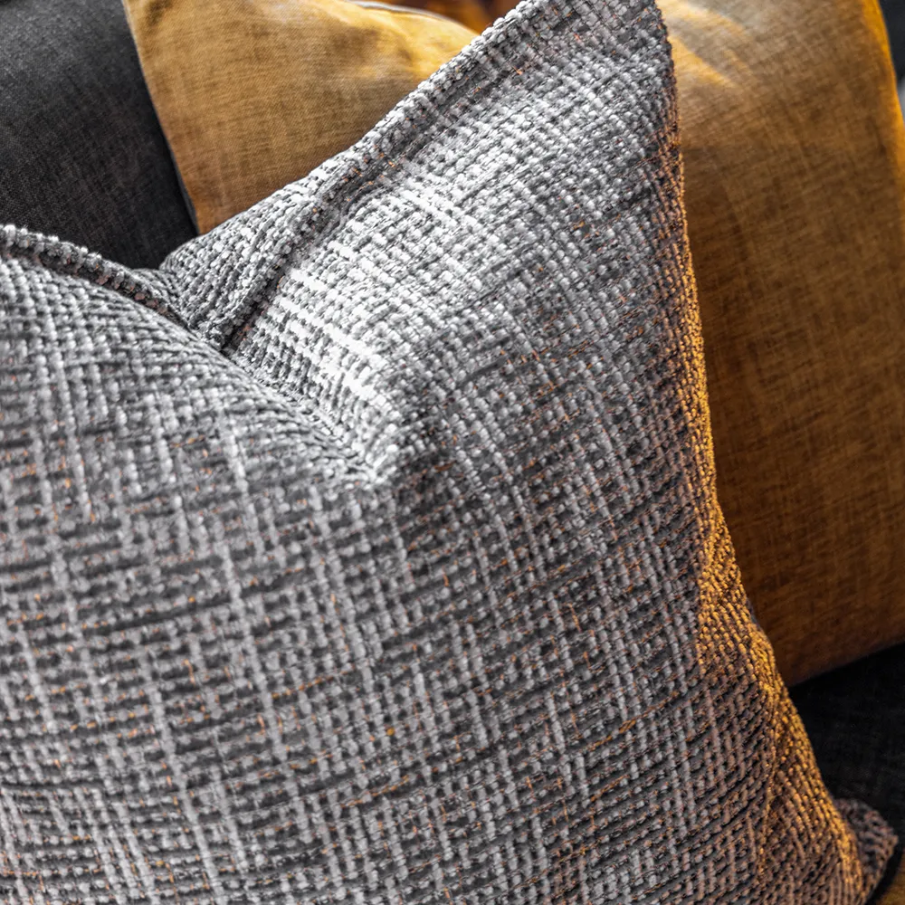 Chanel Taupe tyynynpäällinen 50x50 cm