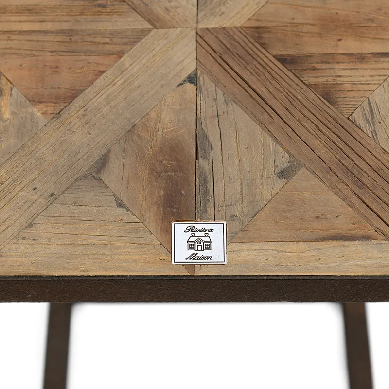 Château Chassigny sohvapöytä