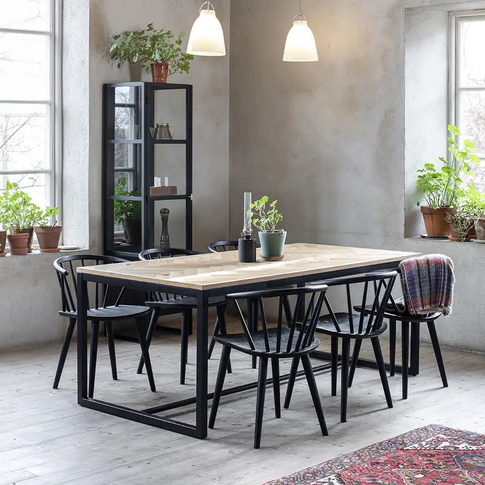 Edda Ruokapöydän tuoli musta 2 kpl