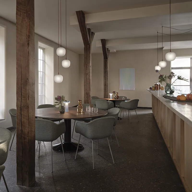 Rime Riippuvalaisin 18 cm - Deep Red