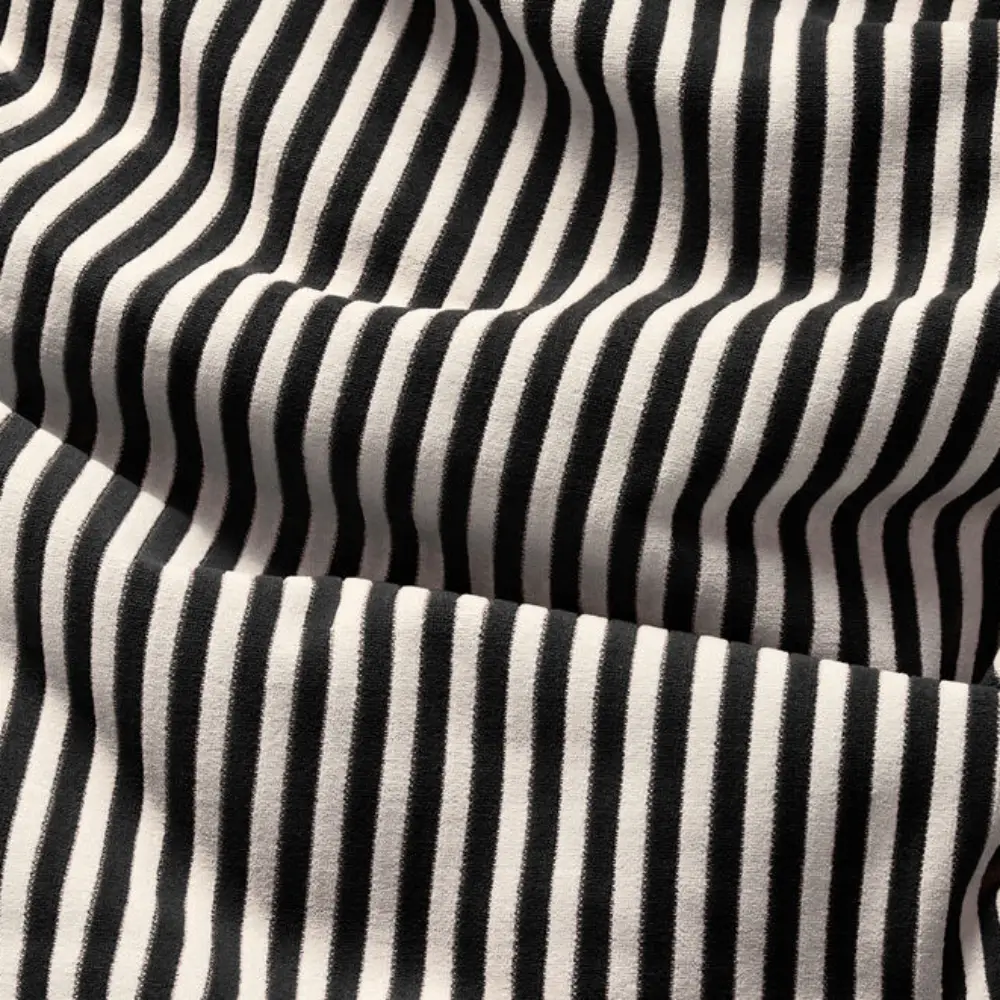 square tyyny terry black creme