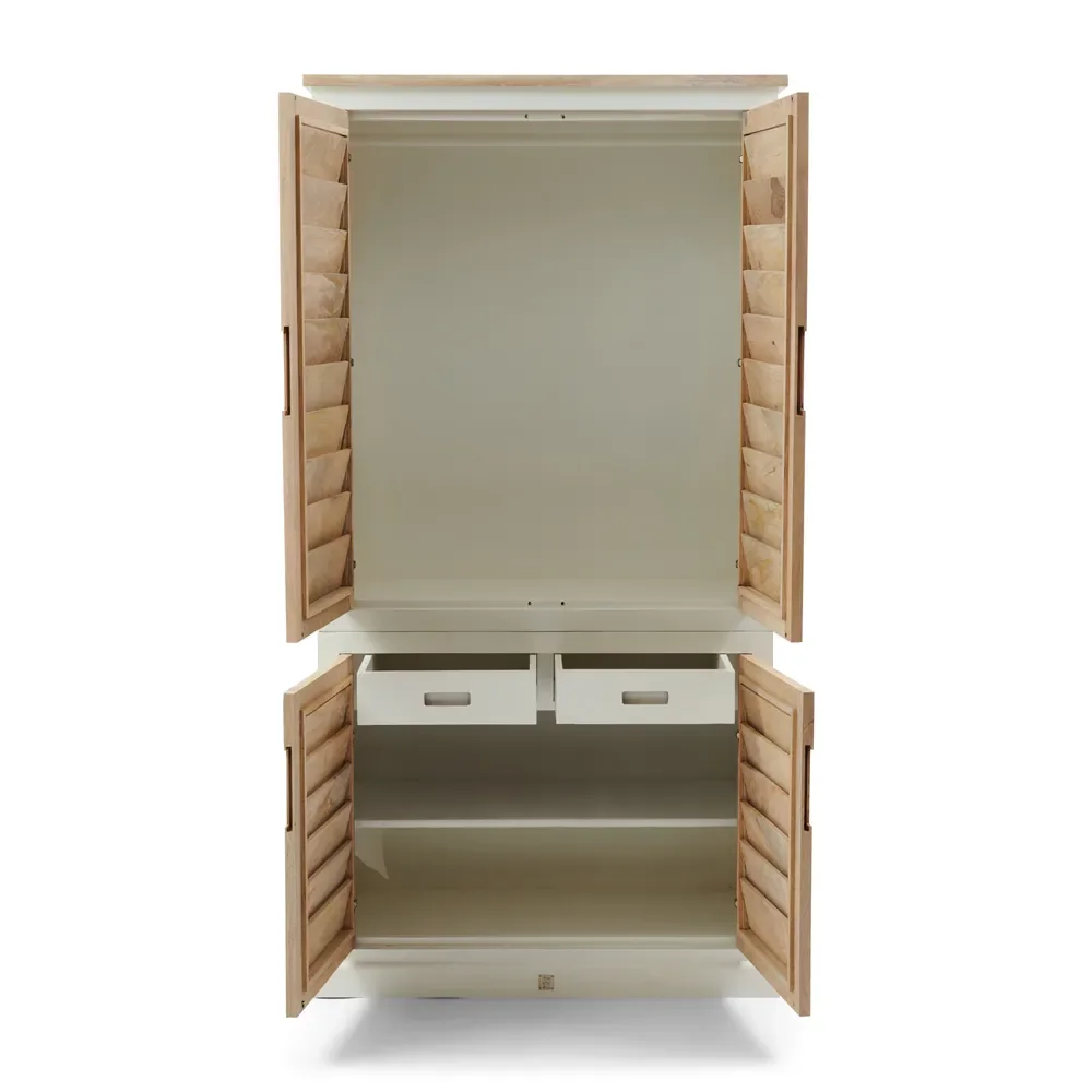 Pacifica vaatekaappi