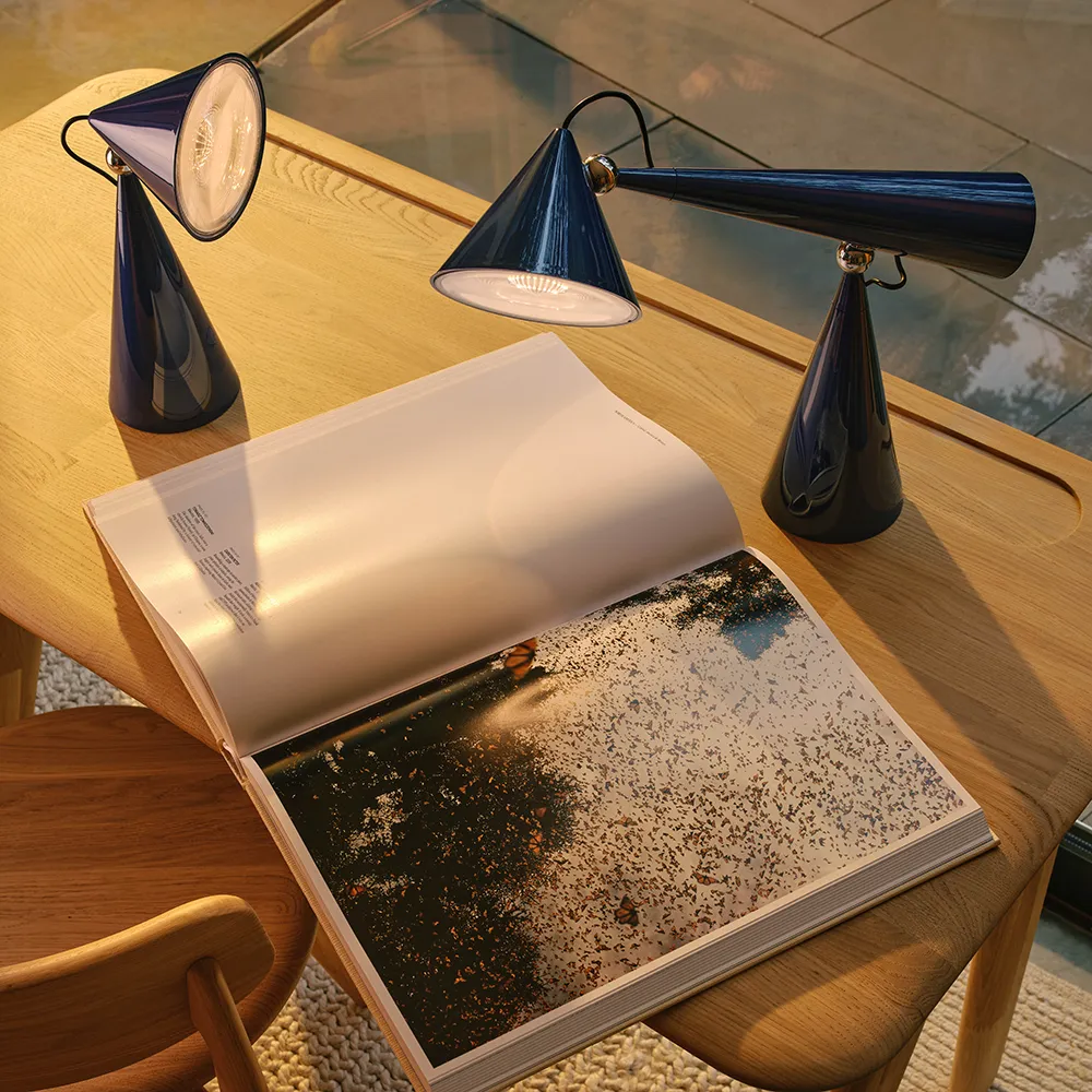 Pose Pöytälamppu LED Indigo